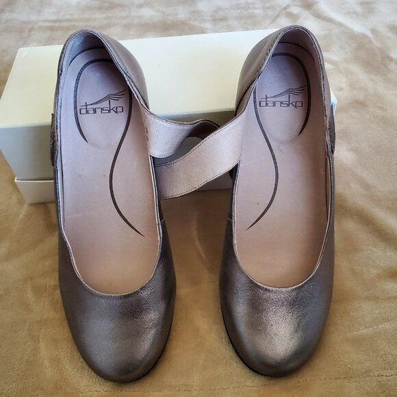 Dansko Audrey Metallic Leather Mary Jane Shoes, Size 38 / US 8 - Picture 8 of 8